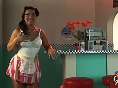 Faux Retro babe gets fucked